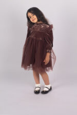 WD3986 طقم مخمل بني بكشكش – فستان ورومبر - Image 3