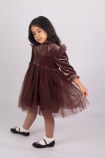 WD3986 طقم مخمل بني بكشكش – فستان ورومبر - Image 17