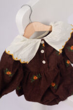 WD4437 أوفرول قطني مُطرّز بياقة كلاسيكية – بني - Image 5