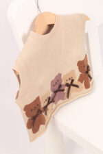 WD1687 فيست تريكو بناتي بتصميم الدببة – بيج - Image 3