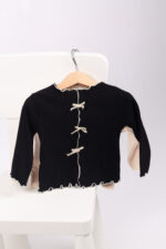 WD4527 بلوزة قطن بفيونكات أمامية - Image 6