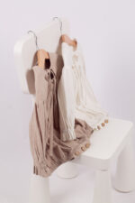 WD4333 رومبر قطن واسع بأكمام كشكش - Image 9