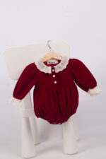 WD4143 طقم مخمل أحمر بدانتيل – فستان ورومبر - Image 11