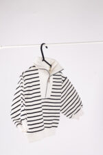 WD1788 سويتر مخطط بسحاب – Pearly Kids