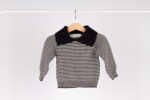 83557 بلوفر أطفال مخطط بياقة واسعة – أسود وأبيض - Image 2
