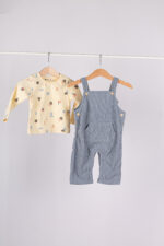 66203 طقم أولاد شتوي – أفرول مخملي مع بلوزة برسومات هندسية - Image 5