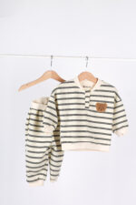 WD3889 طقم أطفال مخطط قطعتين –  مع تطريز دب - Image 10