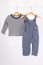 23330 طقم أولادي قطعتين – تيشيرت مخطط + سالوبيت جينز خفيف