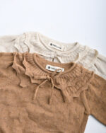 WD3843 بلوزة محاك بكشكش وربطة عنق